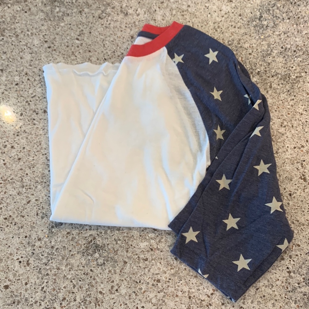 Like New Size SM Alternative Apparel Red White & Blue Stars Raglan Baseball Tee